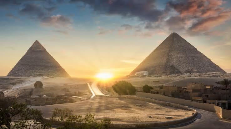 Apartamento Pyramids *